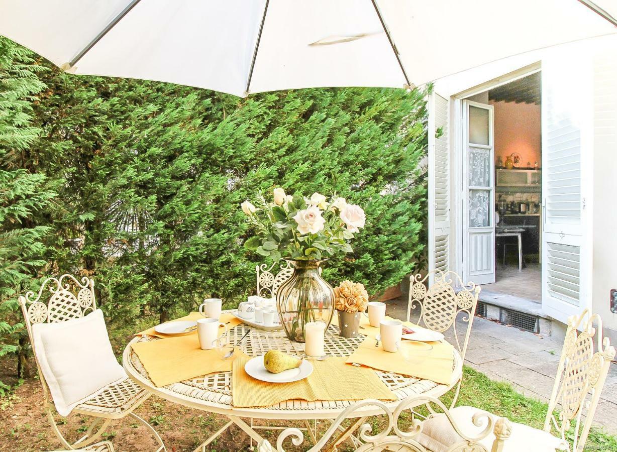 Apartment Guinigi With Private Courtyard Лукка Екстер'єр фото